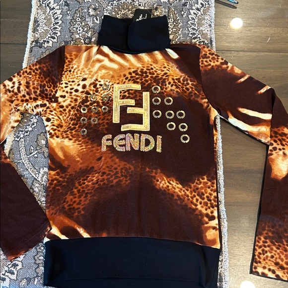 Fendi Jeans Brown and Gold Graphic Tee. NWT. Size S - Picture 6 of 10